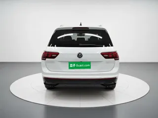 Volkswagen Tiguan L 2024 купить из Китая, цена 3 028 000 ₽ — Suifenhe Auto