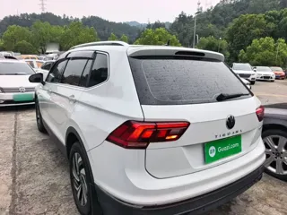 Volkswagen Tiguan L 2024 купить из Китая, цена 3 405 000 ₽ — Suifenhe Auto