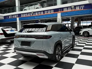 BYD Song L DM-i 2026 купить из Китая, цена 3 902 000 ₽ — Suifenhe Auto