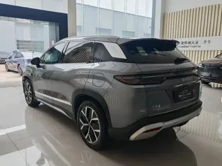BYD Song L DM-i 2025 купить из Китая, цена 3 519 000 ₽ — Suifenhe Auto