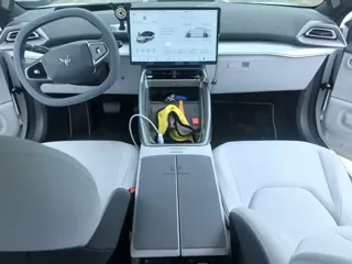 ARCFOX S 2026 купить из Китая, цена 3 706 000 ₽ — Suifenhe Auto