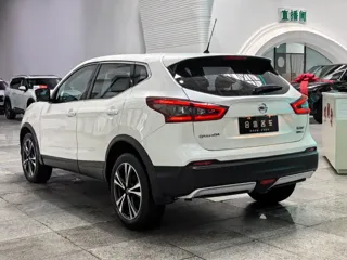 Nissan Qashqai 2020 купить из Китая, цена 2 112 000 ₽ — Suifenhe Auto