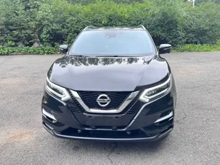 Nissan Qashqai 2023 купить из Китая, цена 2 010 000 ₽ — Suifenhe Auto