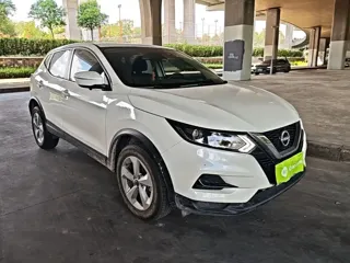 Nissan Qashqai 2023 купить из Китая, цена 1 793 000 ₽ — Suifenhe Auto