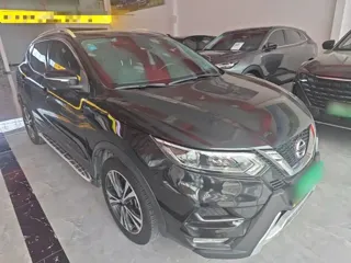 Nissan Qashqai 2020 купить из Китая, цена 1 924 000 ₽ — Suifenhe Auto