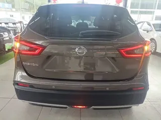Nissan Qashqai 2021 купить из Китая, цена 2 093 000 ₽ — Suifenhe Auto