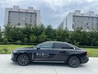 Hongqi H5 2026 купить из Китая, цена 4 092 000 ₽ — Suifenhe Auto