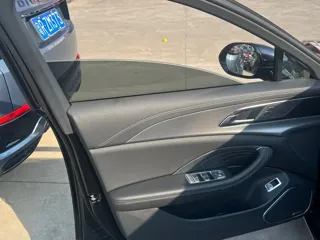 Hongqi H5 2024 купить из Китая, цена 3 249 000 ₽ — Suifenhe Auto