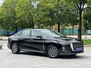 Hongqi H5 2025 купить из Китая, цена 3 026 000 ₽ — Suifenhe Auto
