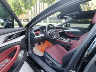Hongqi H5 2025 купить из Китая, цена 2 913 000 ₽ — Suifenhe Auto