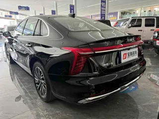 Hongqi H5 2026 купить из Китая, цена 4 003 000 ₽ — Suifenhe Auto