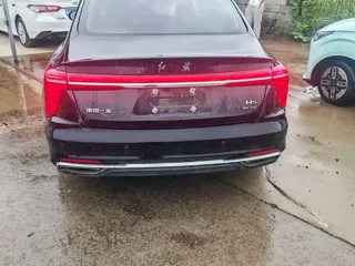 Hongqi H5 2024 купить из Китая, цена 2 976 000 ₽ — Suifenhe Auto