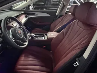 Hongqi H5 2025 купить из Китая, цена 2 982 000 ₽ — Suifenhe Auto