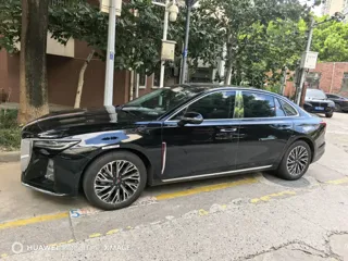 Hongqi H5 2024 купить из Китая, цена 3 234 000 ₽ — Suifenhe Auto