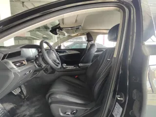 Hongqi H5 2024 купить из Китая, цена 2 621 000 ₽ — Suifenhe Auto
