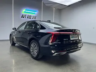 Hongqi H5 2026 купить из Китая, цена 3 218 000 ₽ — Suifenhe Auto