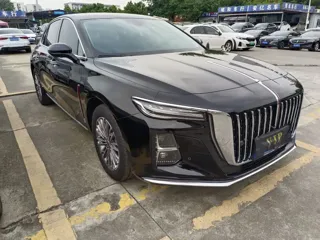 Hongqi H5 2025 купить из Китая, цена 2 969 000 ₽ — Suifenhe Auto
