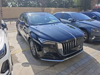 Hongqi H5 2024 купить из Китая, цена 2 854 000 ₽ — Suifenhe Auto