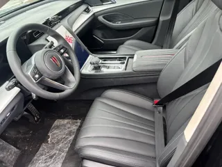 Hongqi H5 2025 купить из Китая, цена 2 803 000 ₽ — Suifenhe Auto