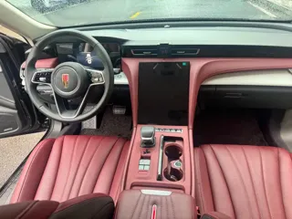 Hongqi H5 2025 купить из Китая, цена 3 047 000 ₽ — Suifenhe Auto