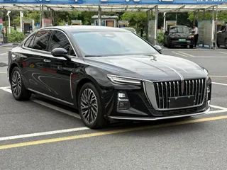 Hongqi H5 2024 купить из Китая, цена 3 000 000 ₽ — Suifenhe Auto