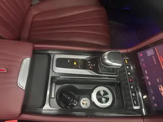 Hongqi H5 2024 купить из Китая, цена 2 791 000 ₽ — Suifenhe Auto
