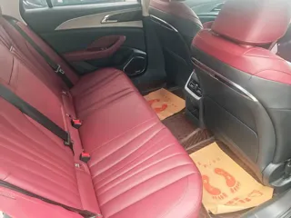 Hongqi H5 2024 купить из Китая, цена 2 677 000 ₽ — Suifenhe Auto