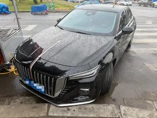 Hongqi H5 2024 купить из Китая, цена 3 182 000 ₽ — Suifenhe Auto