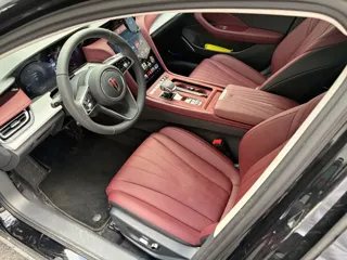 Hongqi H5 2026 купить из Китая, цена 3 596 000 ₽ — Suifenhe Auto