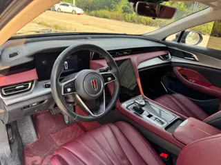 Hongqi H5 2024 купить из Китая, цена 2 807 000 ₽ — Suifenhe Auto