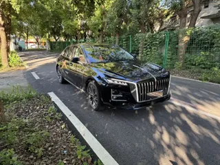 Hongqi H5 2026 купить из Китая, цена 3 279 000 ₽ — Suifenhe Auto