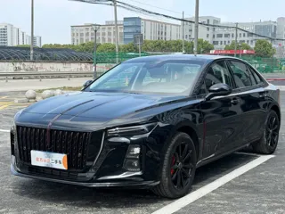 Hongqi H5 2025 купить из Китая, цена 3 007 000 ₽ — Suifenhe Auto