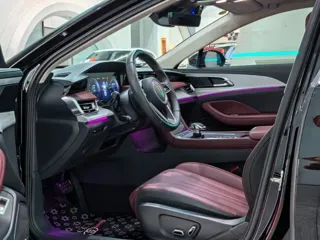 Hongqi H5 2024 купить из Китая, цена 3 260 000 ₽ — Suifenhe Auto