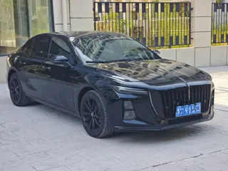 Hongqi H5 2025 купить из Китая, цена 2 965 000 ₽ — Suifenhe Auto