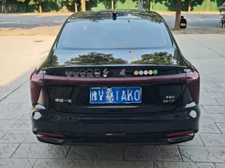 Hongqi H5 2025 купить из Китая, цена 2 965 000 ₽ — Suifenhe Auto