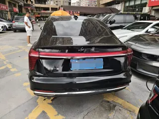 Hongqi H5 2024 купить из Китая, цена 2 797 000 ₽ — Suifenhe Auto