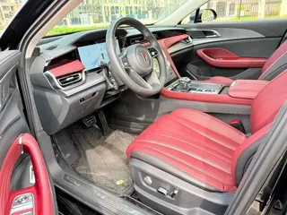 Hongqi H5 2024 купить из Китая, цена 3 066 000 ₽ — Suifenhe Auto