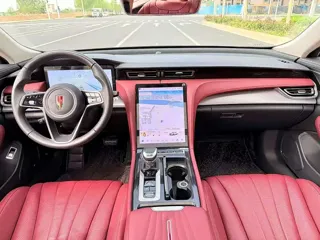 Hongqi H5 2024 купить из Китая, цена 3 066 000 ₽ — Suifenhe Auto