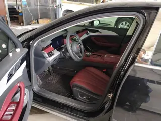 Hongqi H5 2025 купить из Китая, цена 3 424 000 ₽ — Suifenhe Auto