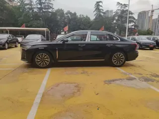 Hongqi H5 2026 купить из Китая, цена 3 500 000 ₽ — Suifenhe Auto