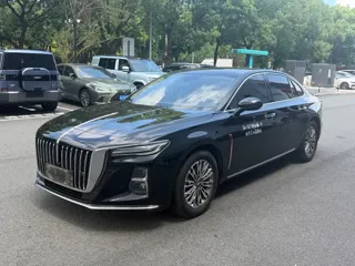 Hongqi H5 2024 купить из Китая, цена 2 400 000 ₽ — Suifenhe Auto