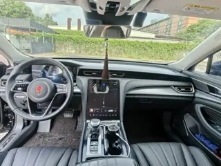 Hongqi H5 2024 купить из Китая, цена 2 993 000 ₽ — Suifenhe Auto