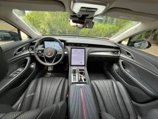 Hongqi H5 2024 купить из Китая, цена 2 965 000 ₽ — Suifenhe Auto
