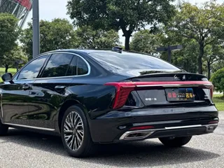 Hongqi H5 2025 купить из Китая, цена 3 380 000 ₽ — Suifenhe Auto