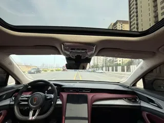 Hongqi H5 2025 купить из Китая, цена 3 130 000 ₽ — Suifenhe Auto