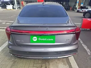 Hongqi H5 2024 купить из Китая, цена 3 280 000 ₽ — Suifenhe Auto