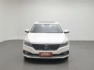 Volkswagen Lavida 2020 купить из Китая, цена 1 371 000 ₽ — Suifenhe Auto