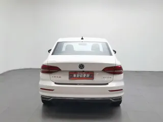 Volkswagen Lavida 2020 купить из Китая, цена 1 371 000 ₽ — Suifenhe Auto