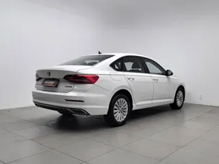 Volkswagen Lavida 2020 купить из Китая, цена 1 422 000 ₽ — Suifenhe Auto