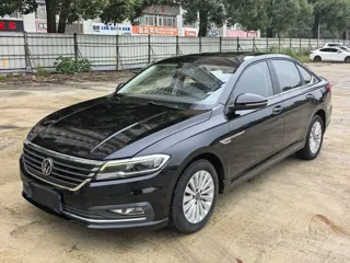 Volkswagen Lavida 2021 купить из Китая, цена 1 377 000 ₽ — Suifenhe Auto
